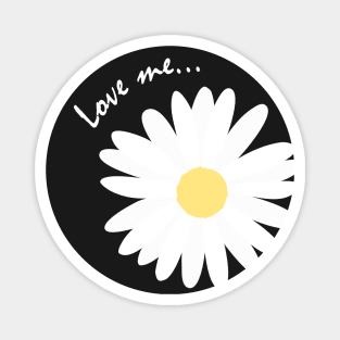 Love me, Love me not Daisy Polkadot Magnet